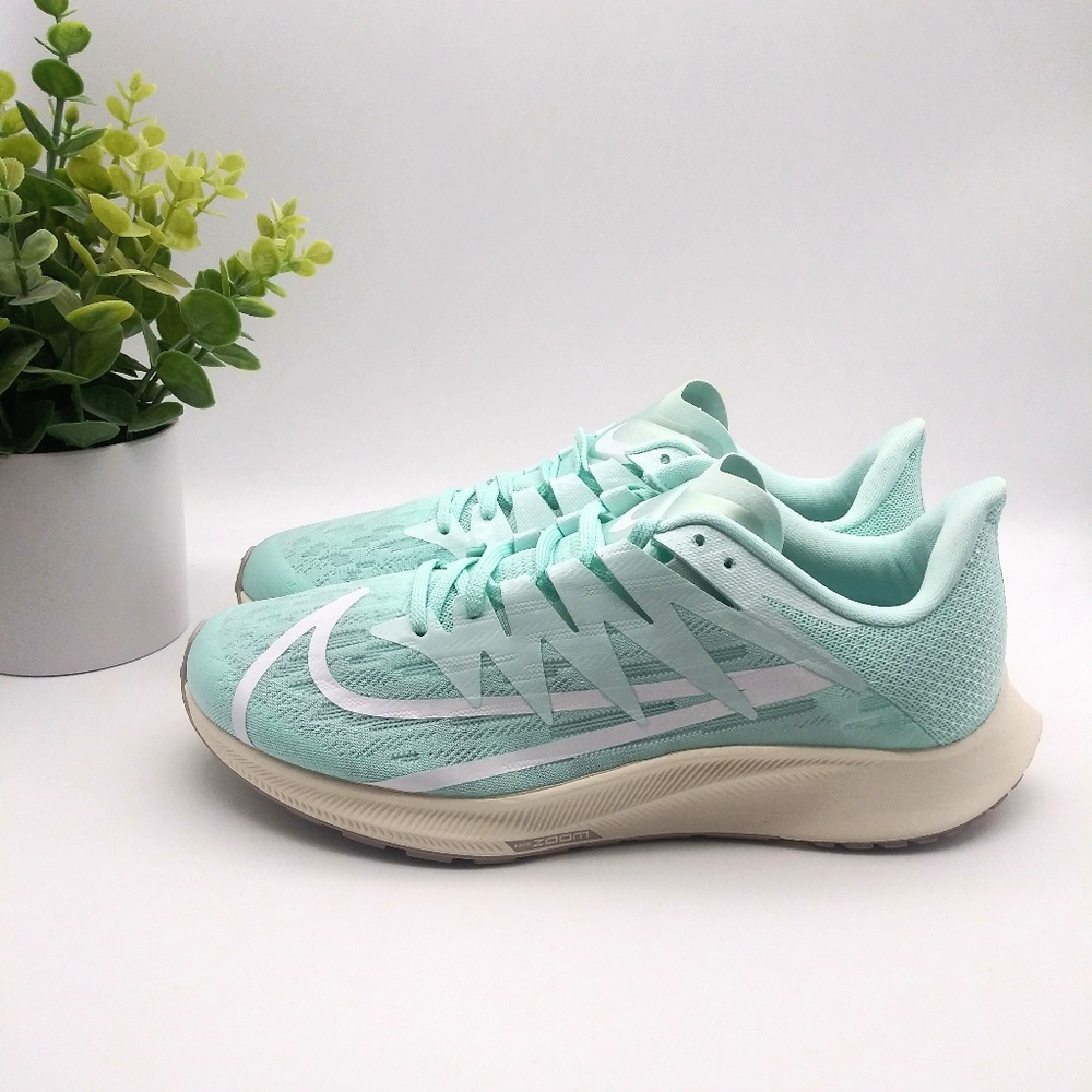 NIKE Zoom Rival Fly Womens Sneakers